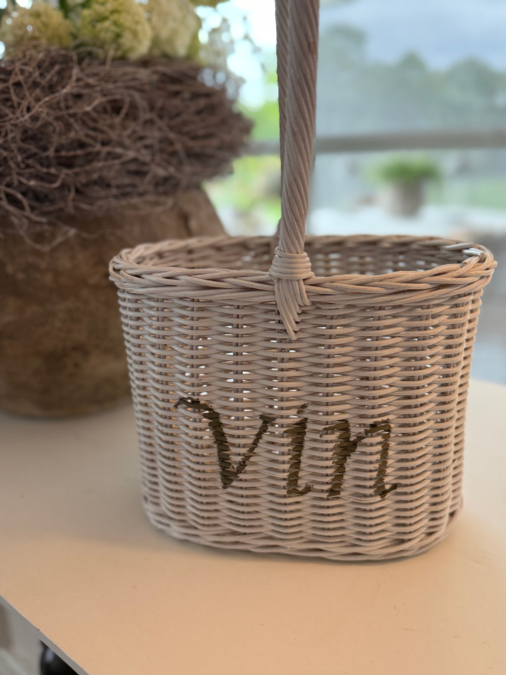Rattankorb Weiß „Vin“
