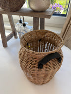 Utensilien Korb aus Rattan