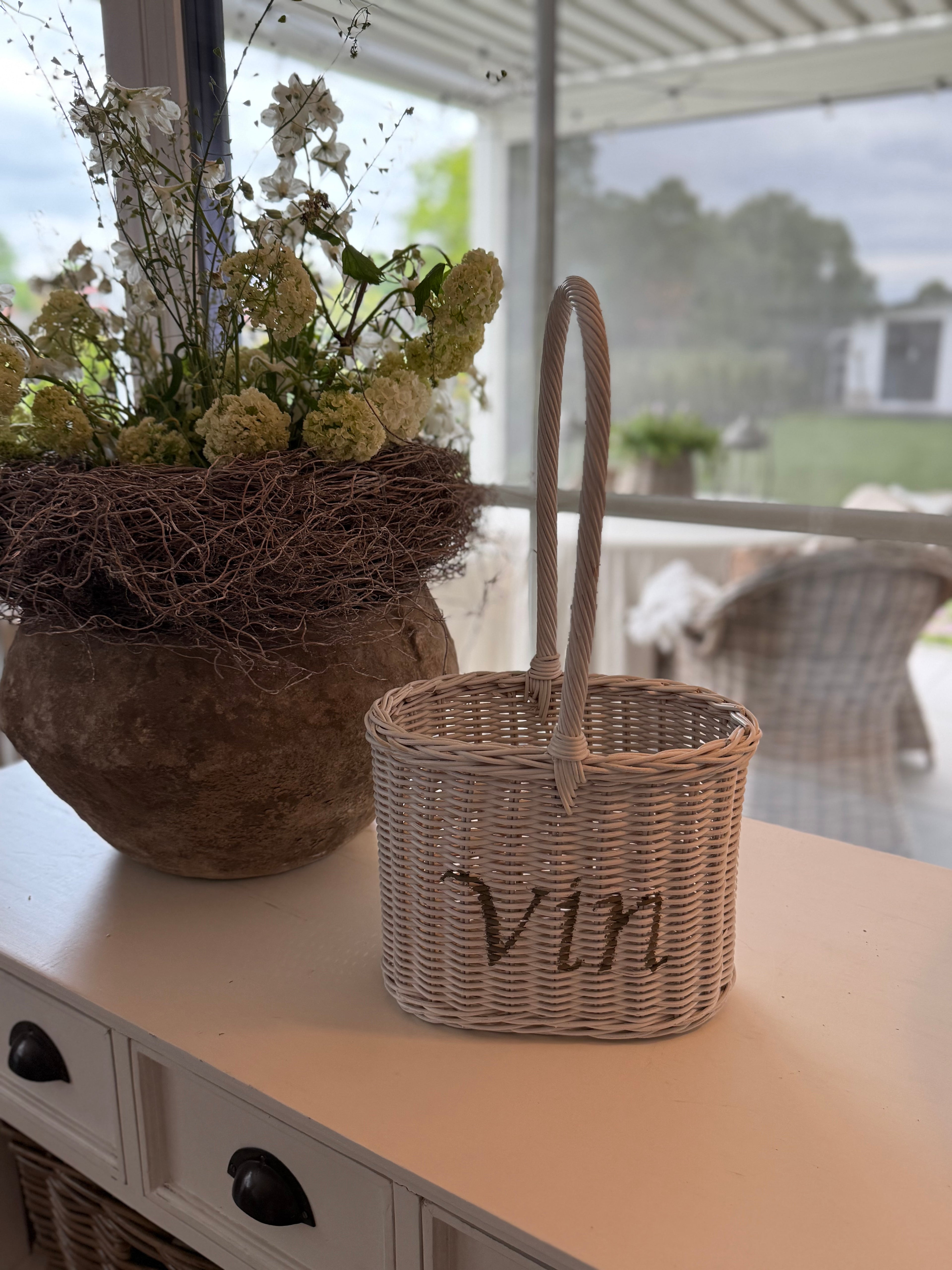 Rattankorb Weiß „Vin“