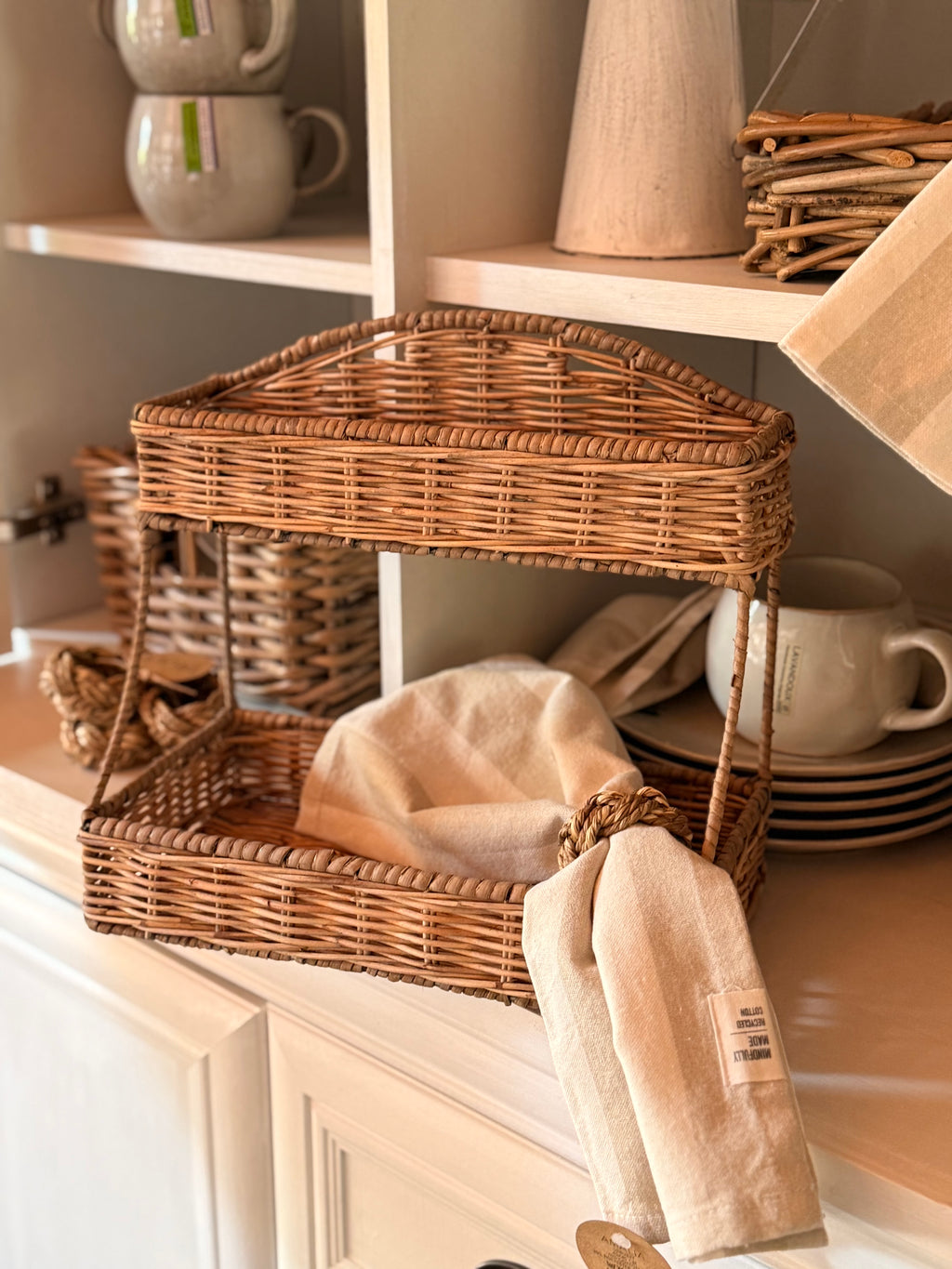 Rattan Regal