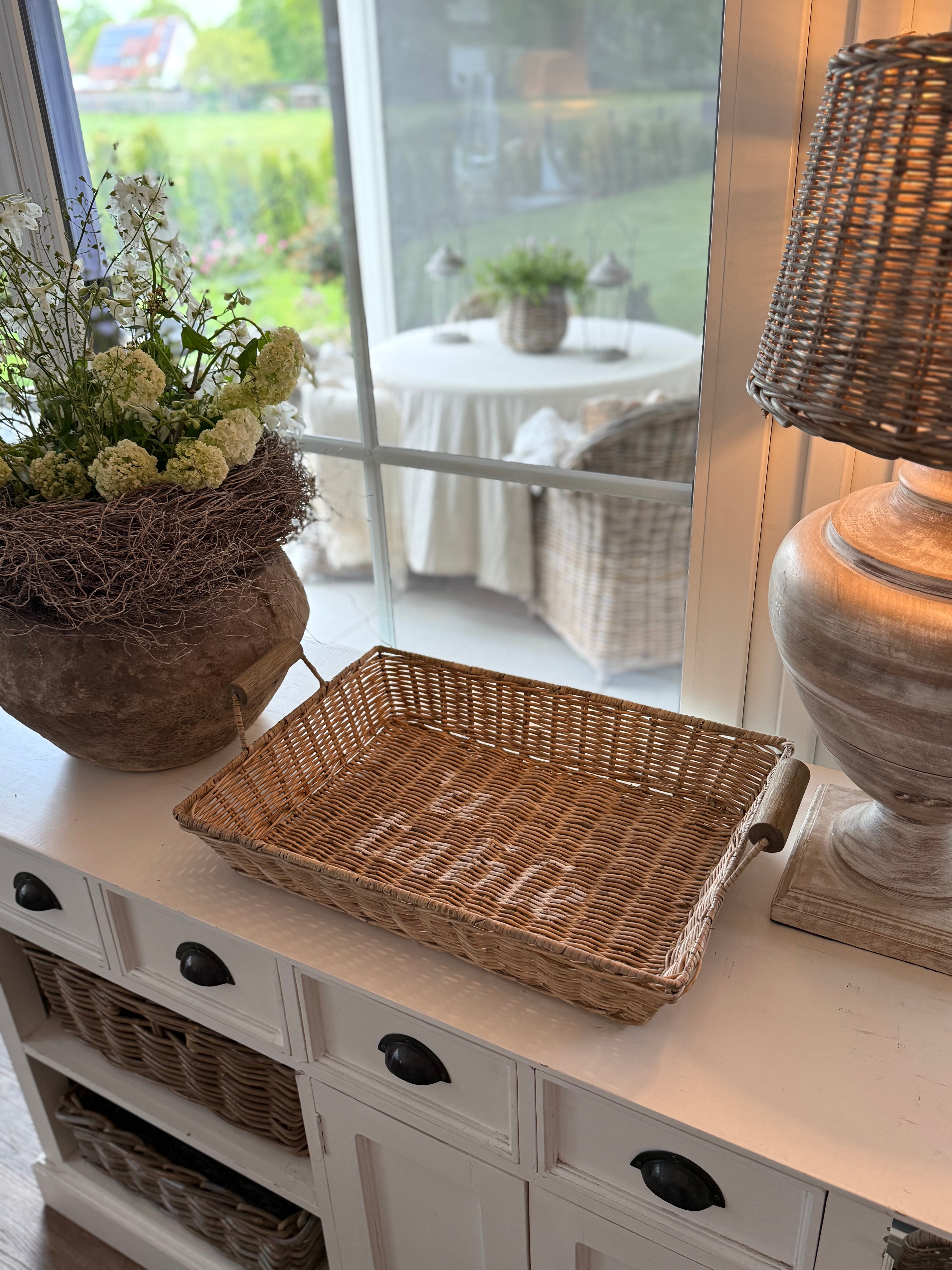 Rattan Tablett „a table“