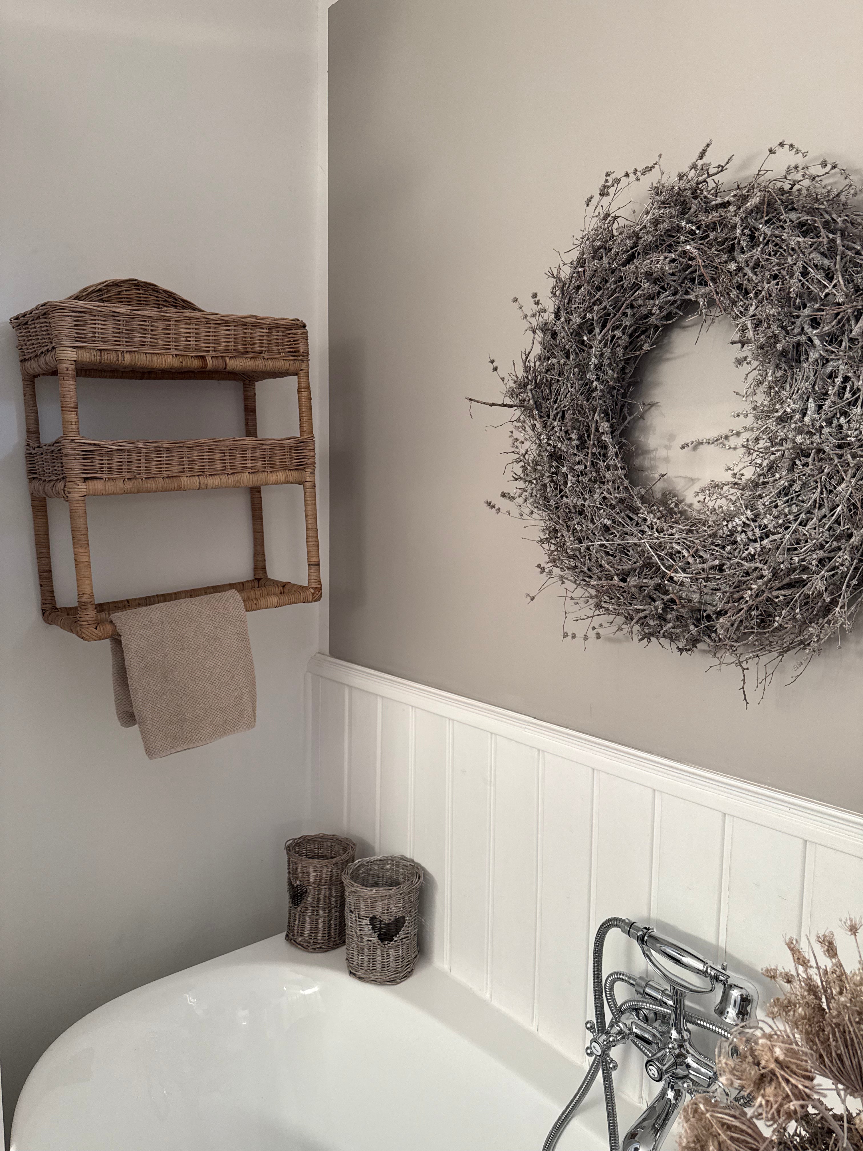 Handtuchregal aus Rattan