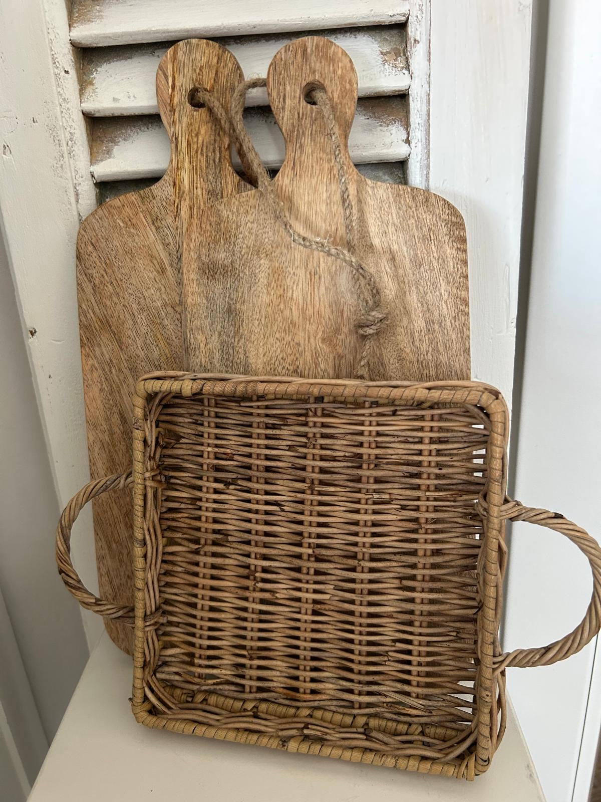 Kleines Rattan-Tablett